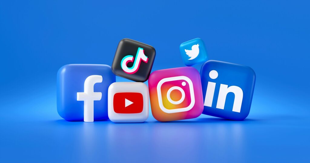 Sioux Falls business team creating social media post ideas with Wattier Marketing LLC